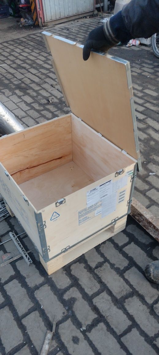 Skrzynia ze sklejki.Skrzynio Paleta..Skrzynie Drewniane z Pokrywą.