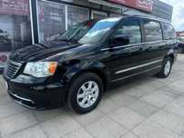 Chrysler Town & Country skóra, nawi, alus, kamera cofania