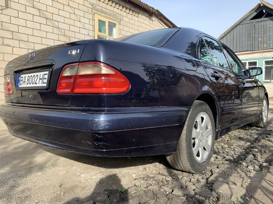 Mercedes E220 CDI W210