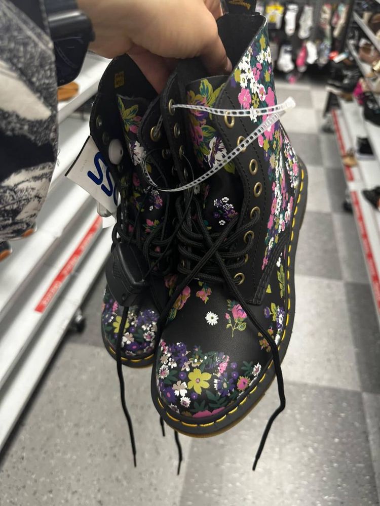 Martens 1460 pascal floral