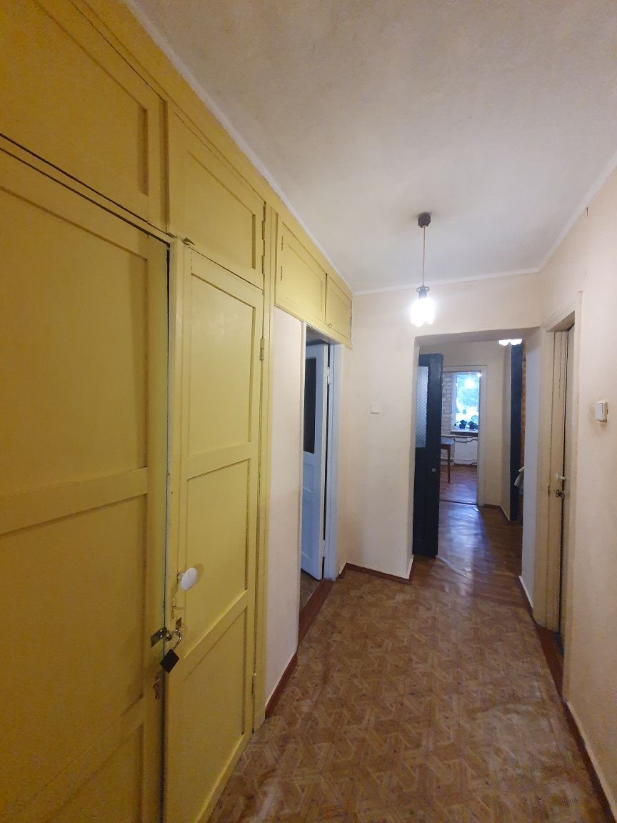 Продаётся 3-х комн. крупногаб. кв-ра. Лески. Карпенко/Крылова