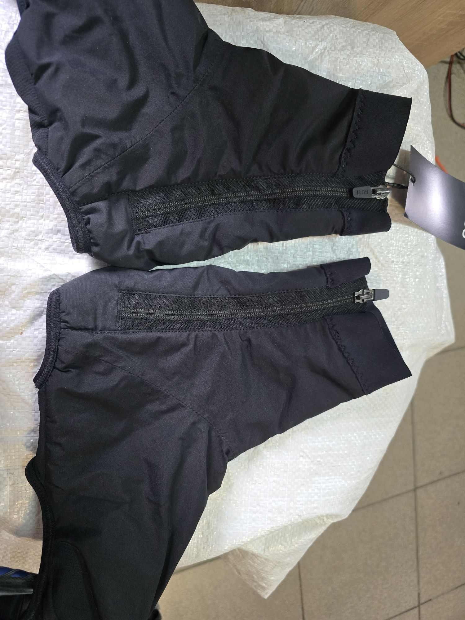 Бахили GORE Sleet Insulated Балоші чорні 42-43/L