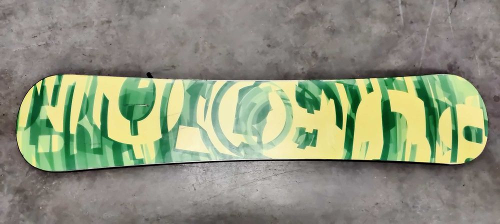 Deska snowboardowa Burton Clash 155cm (wiązania gratis)