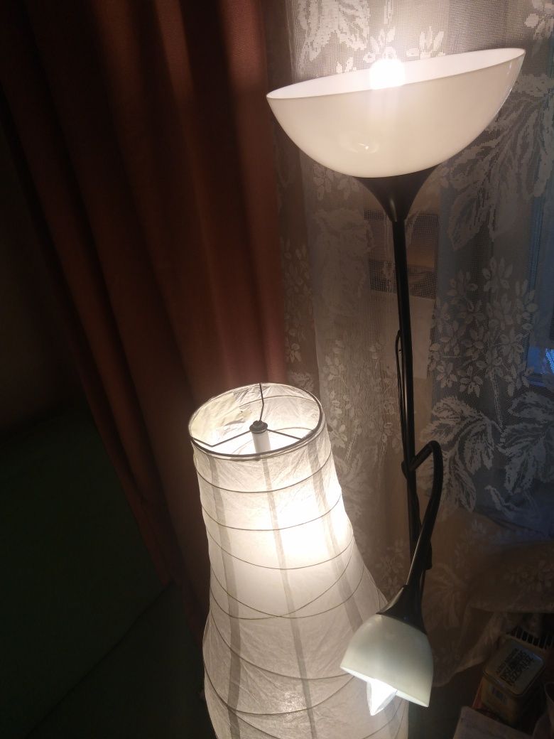 Lampa podłogowa Ikea - z papierowym kloszem