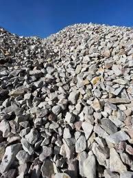 Kamień kruszywa kliniec tluczen cala patelnia