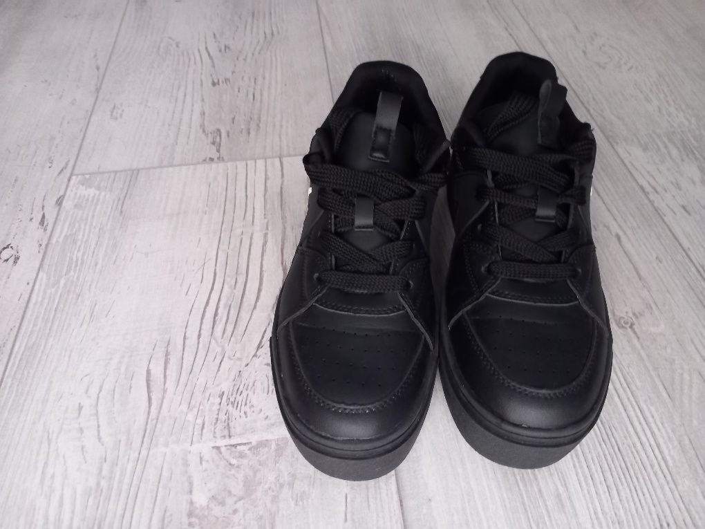 Czarne buty NOWE sneakersy na platformie  Americanos