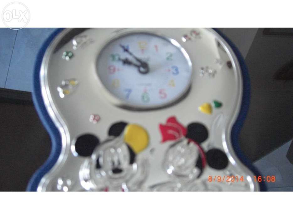 Relógio prata bilaminada do Mickey quarto de menino