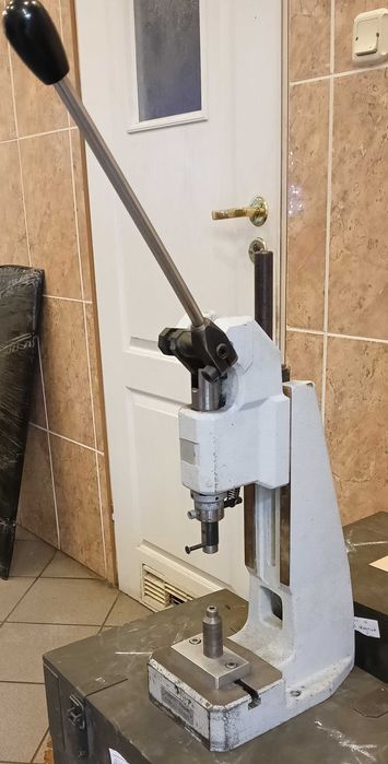 Praska ręczna stołowa SCHMIDT