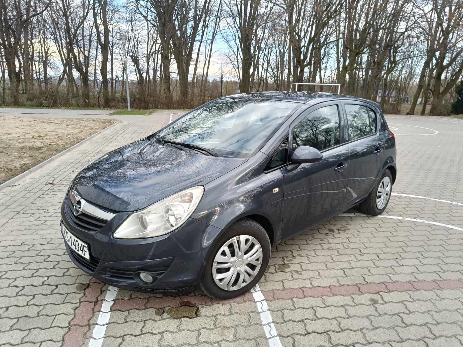 Opel Corsa D 1.3 CDTI, 2 komplety kół, super stan