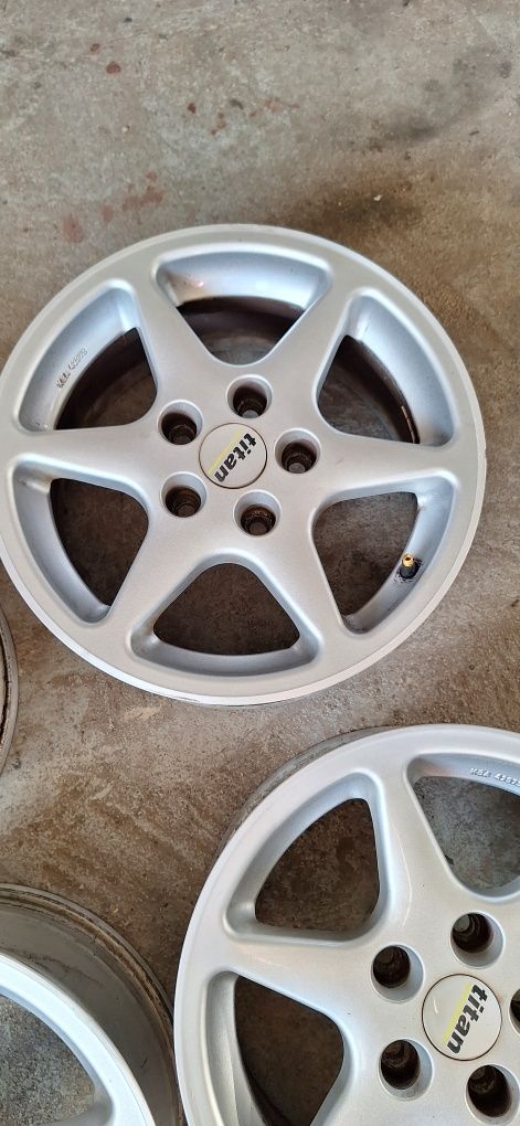 Felgi aluminiowe alufelgi 15 5x112 audi skoda   7j et38 mercedes