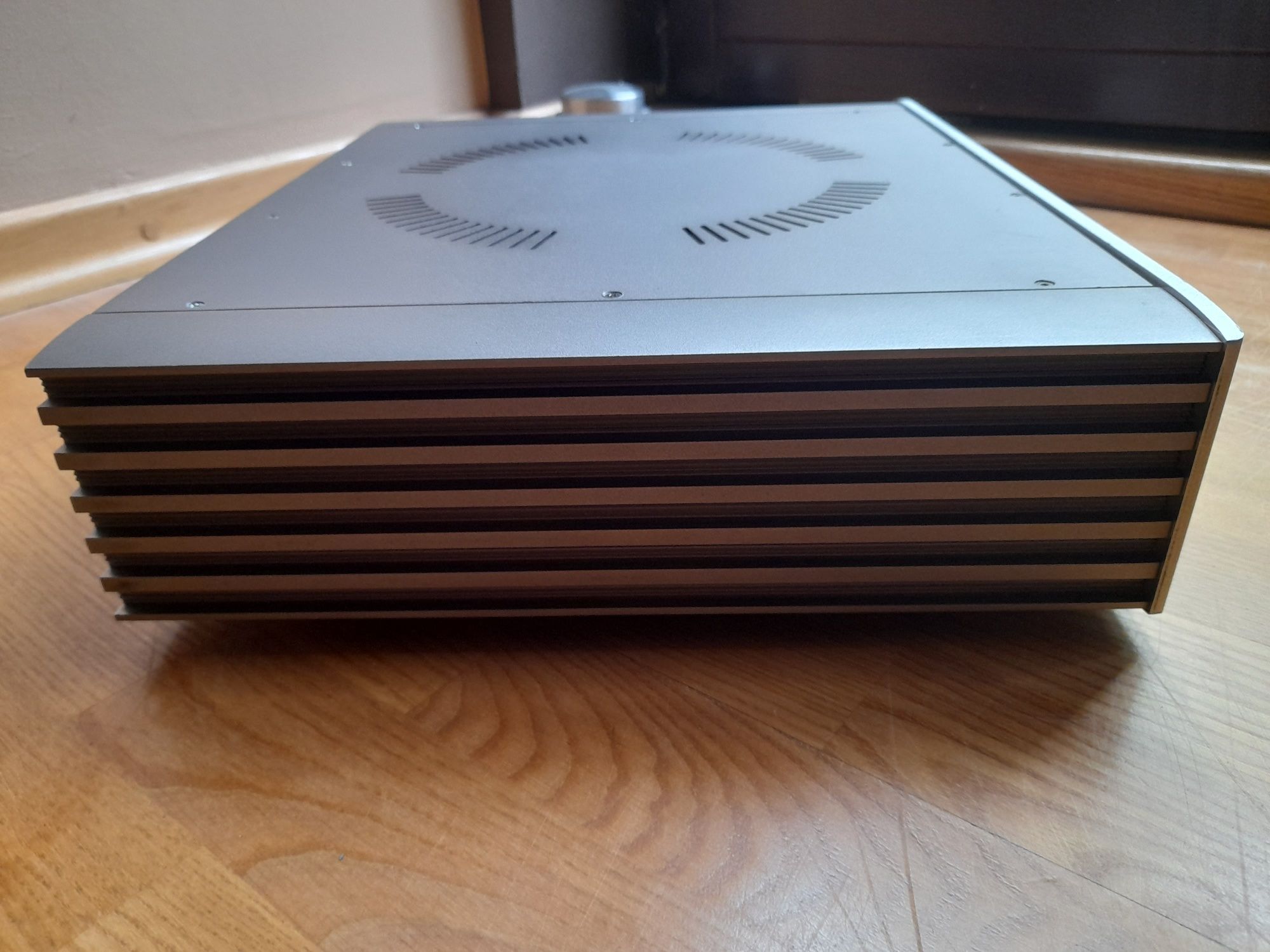 Odtwarzacz cd lampowy ASTINtrew AT 3000