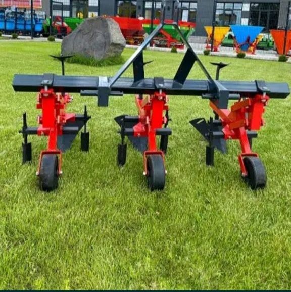 Культиватор міжрядного обробітку