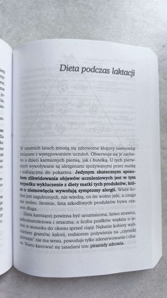 Karmimy małe dziecko Jolanta Zdzienicka