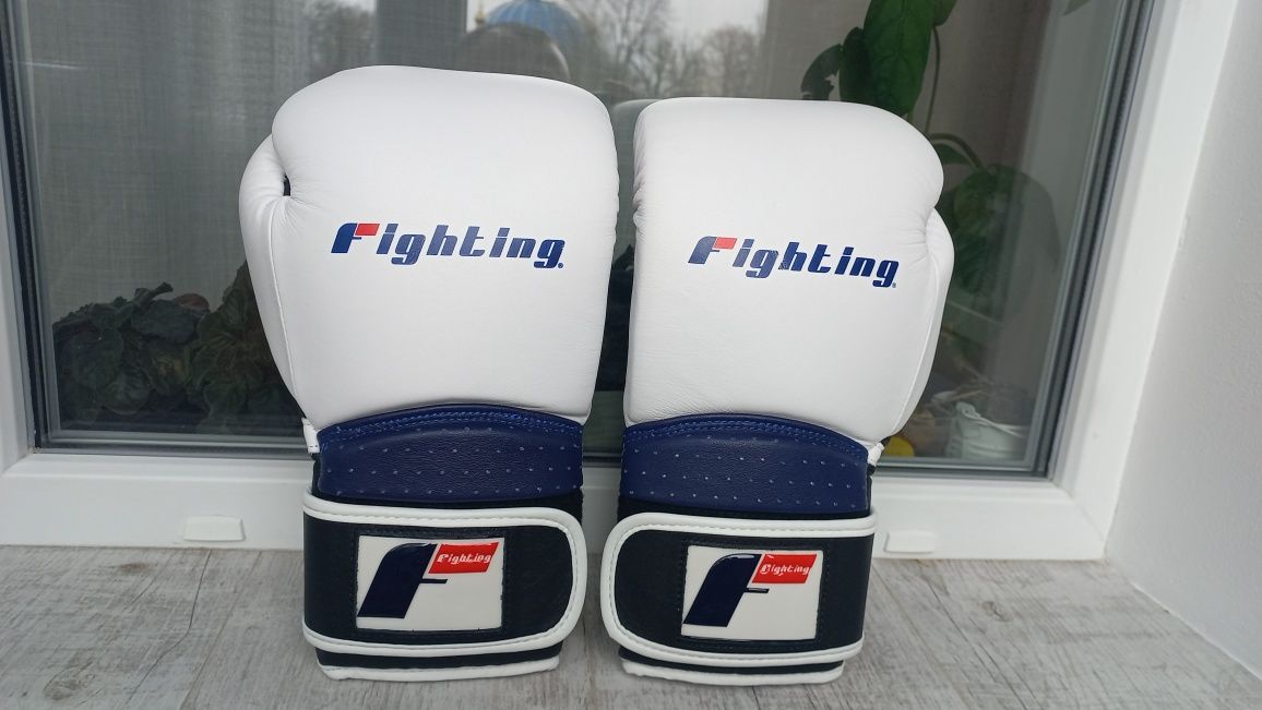 FIGHTING Ferocity 16oz.TITLE Gel M.17oz.Hayabusa T3 12oz.Lonsdale 12oz