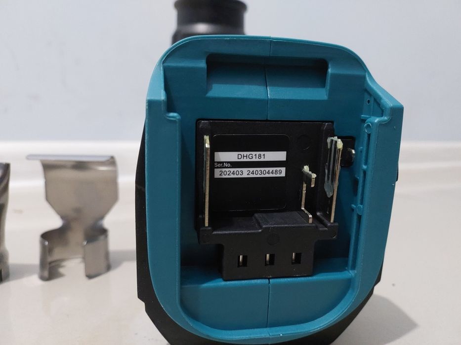 Акумуляторний технічний фен LXT Makita DHG181