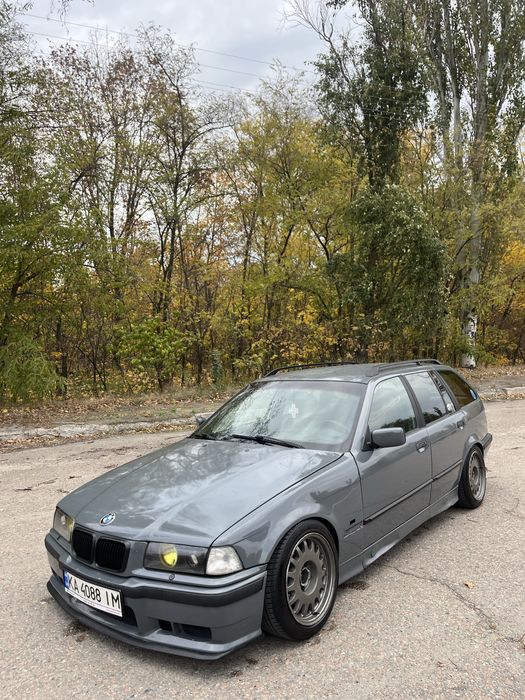 Продам BMW e36 Touring Рестайлинг