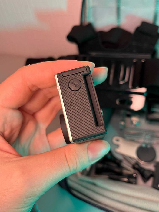 Екшн-камера GoPro Hero 4 з кейсом