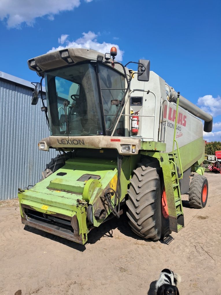 Claas LEXION 440 EVOLUTION Przystawka do kukurydzy 6 rzędów