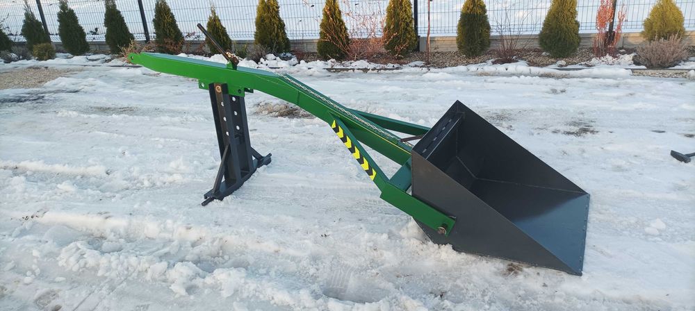 na tył ciągnika Ładowacz do obornika gruzu piachu tur na tył