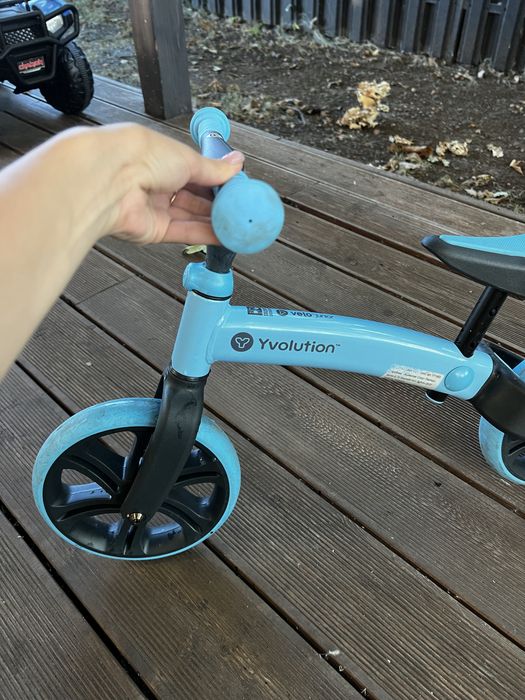 Велобіг з додатковим колесом