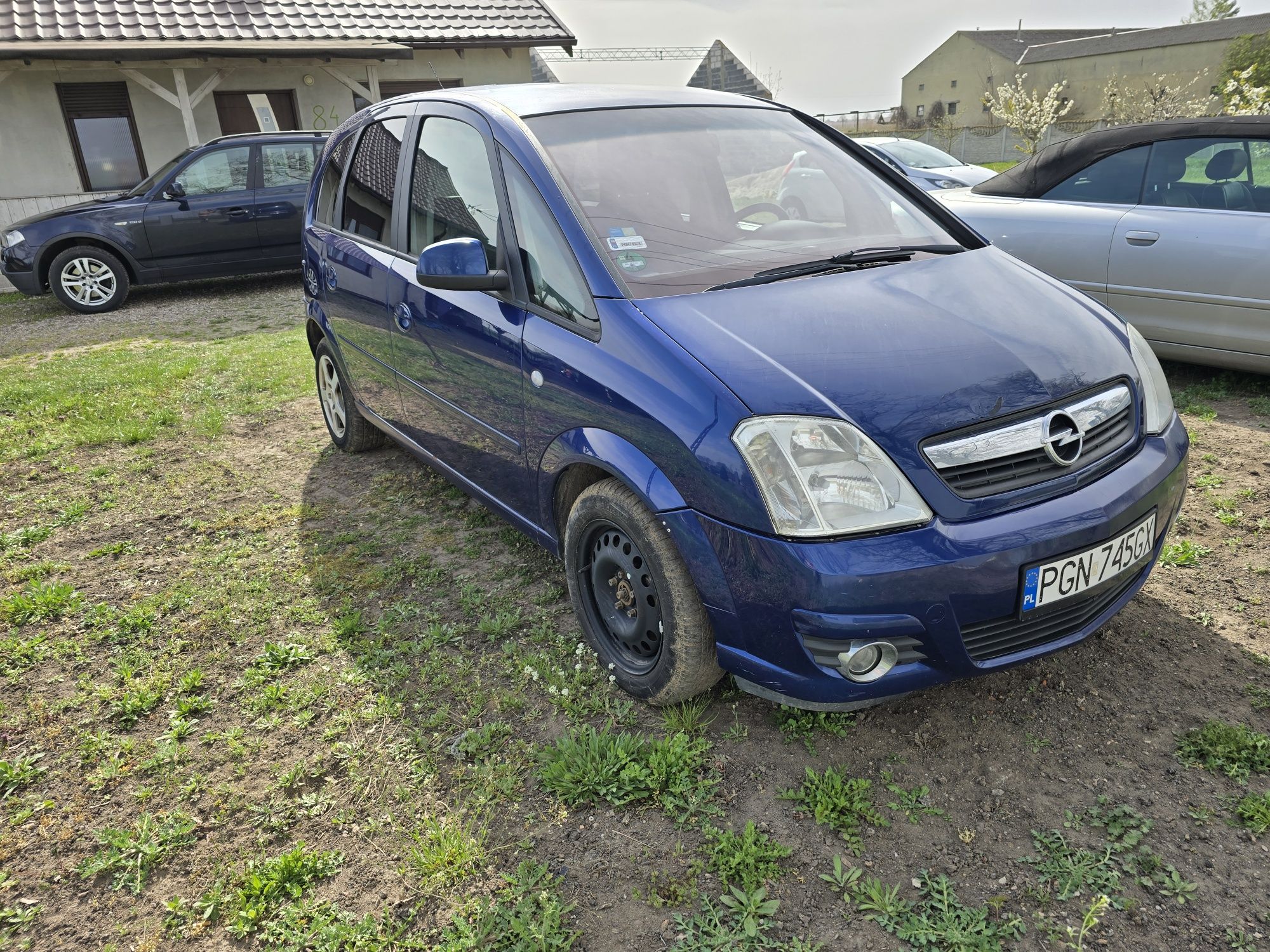 Tania Meriva 3900 zł 2008 rok 1.7 CDTI Isuzu 125 km