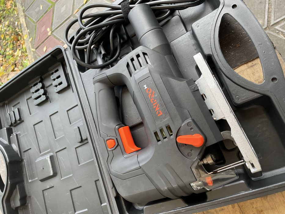 Электрическая лобзиковая пила Dnipro-M JS-80LX