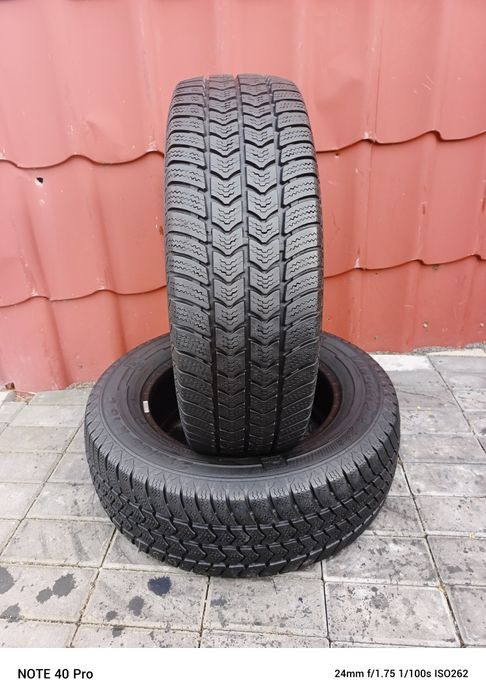 Opony 215/65/16c Semperit van-Grip 2