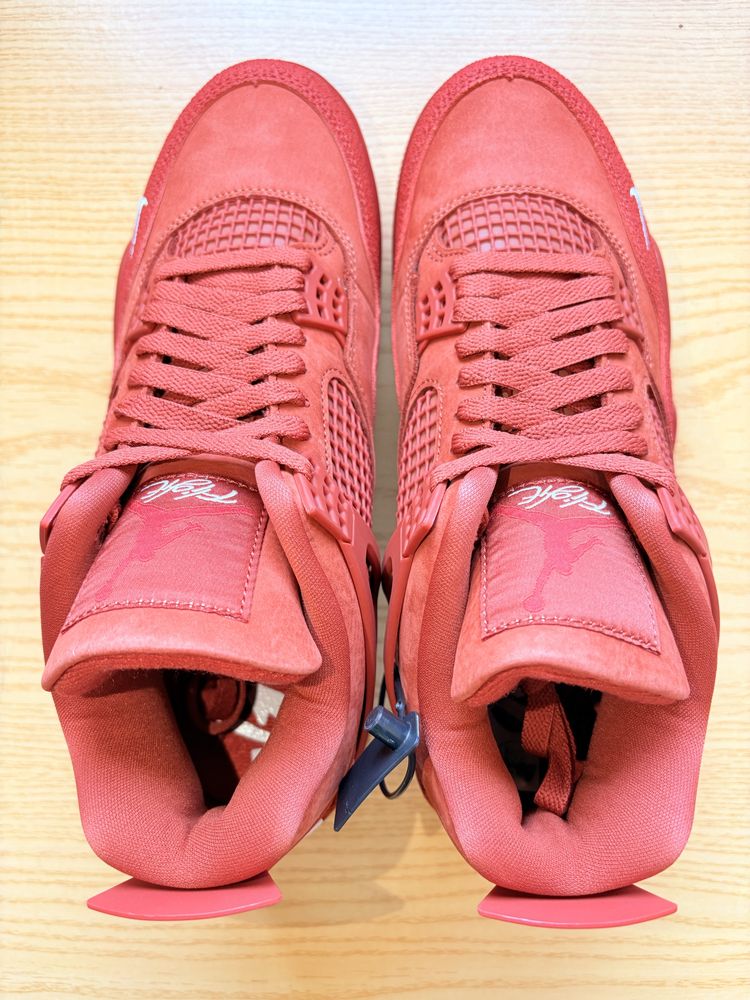 Tenis jordan 4 retro