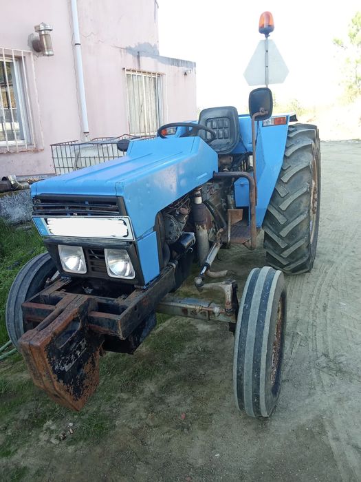 Trator Ebro 6040