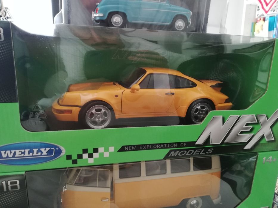 Miniatura nova 1:18 Porsche 964 Turbo (Welly)