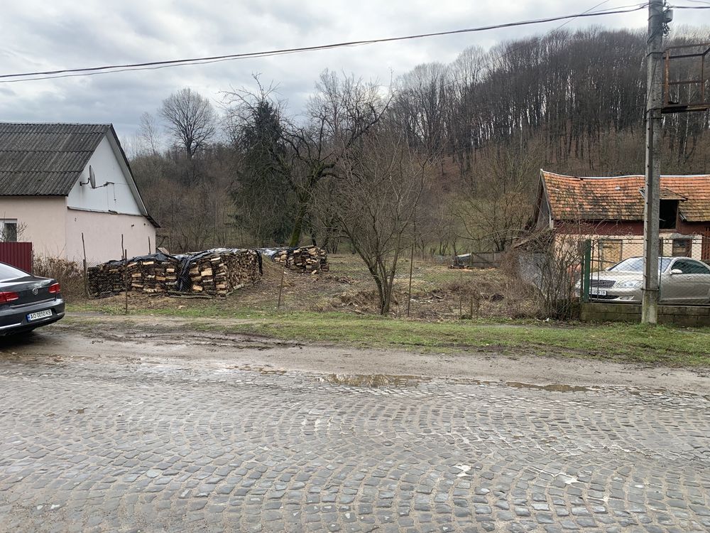 Продається земельна ділянка під будівництво в с.Шаян