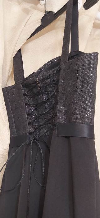 Вечірня сукня...