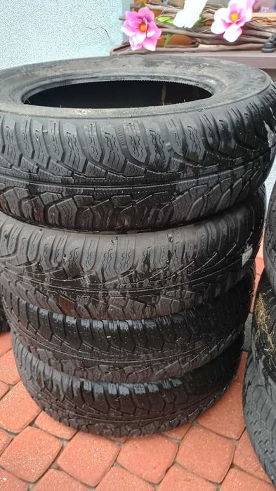 Opony zimowe UNIROYAL 195/65/15