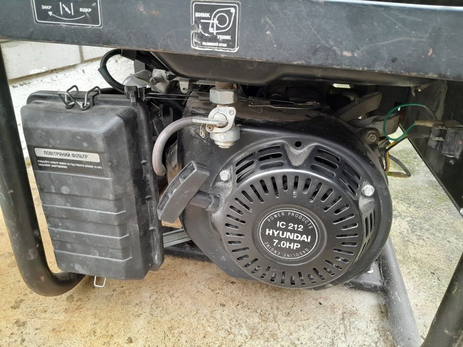 Hyundai бензиновий генератор