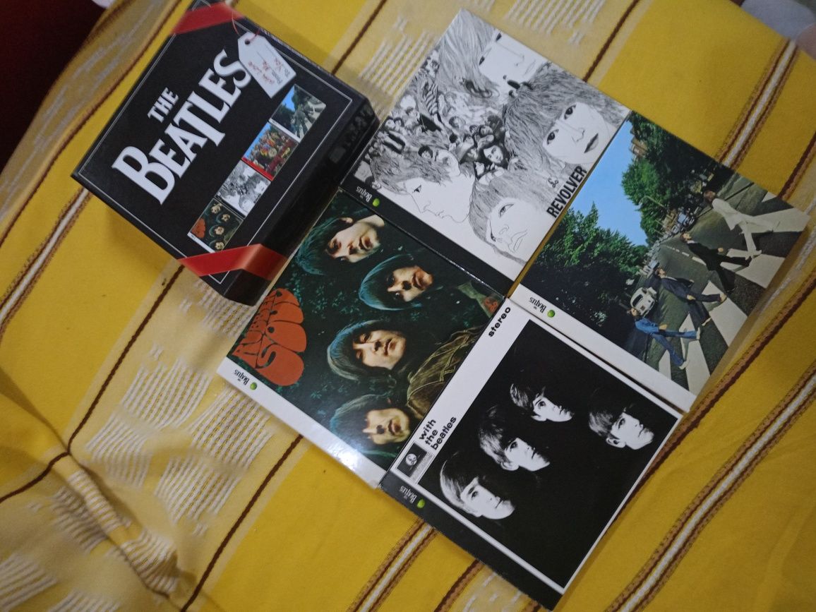 The Beatles подарунковий альбом.