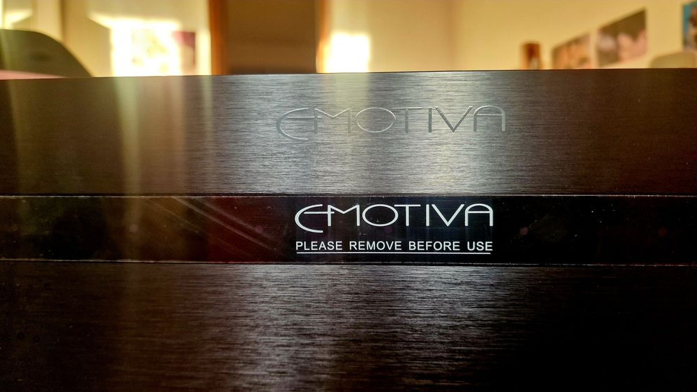 Emotiva XPA-2 Gen 3 усилитель звука