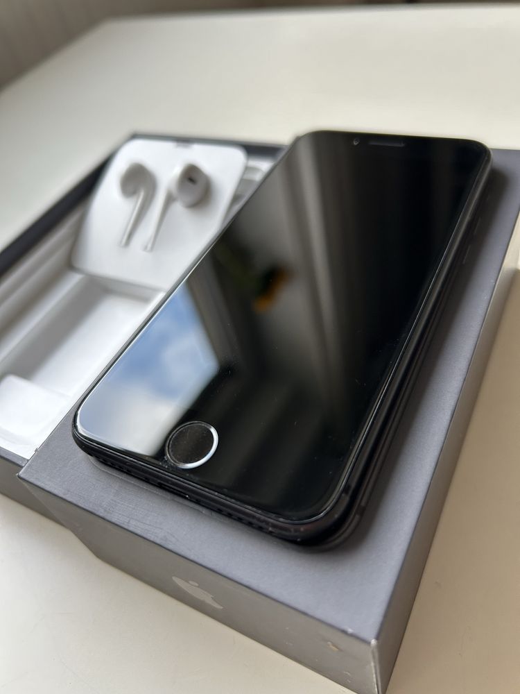 IPhone 8 space gray 64GB