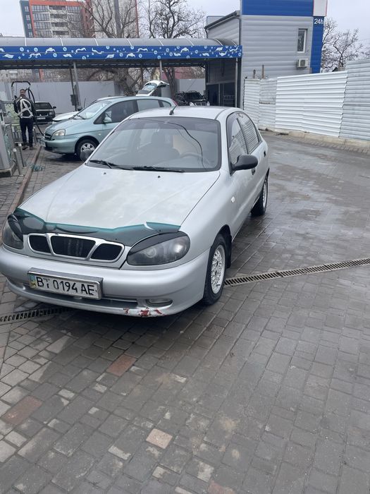 Продам Део Ланос 1.5