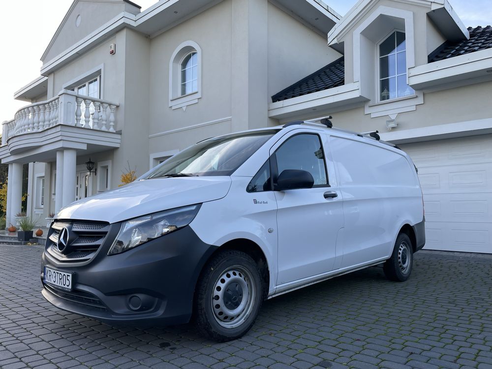 Wynajem busów, samochodów dostawczych Mercedes Sprinter/Vito