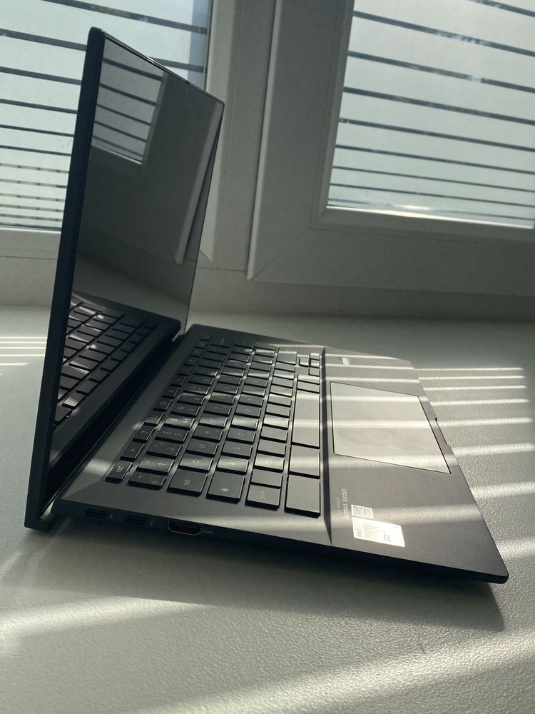 Ноутбук ASUS ChromeBook з гарантією
