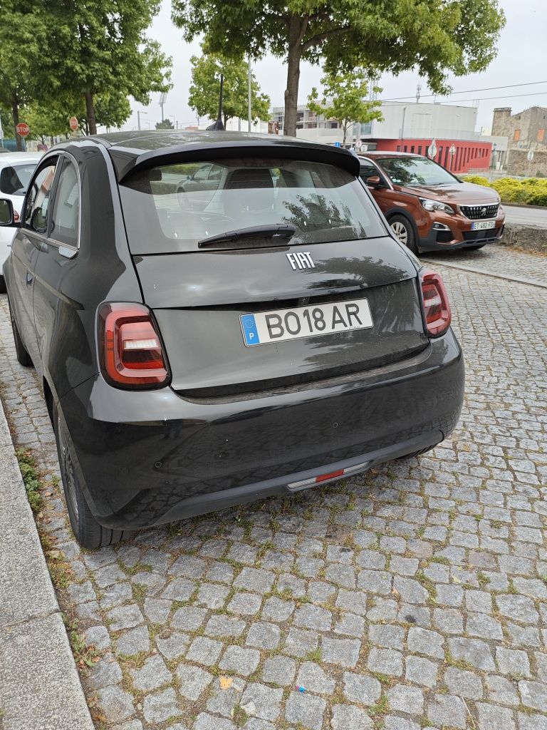 Fiat 500 elétrico Icon 42 kW 300km