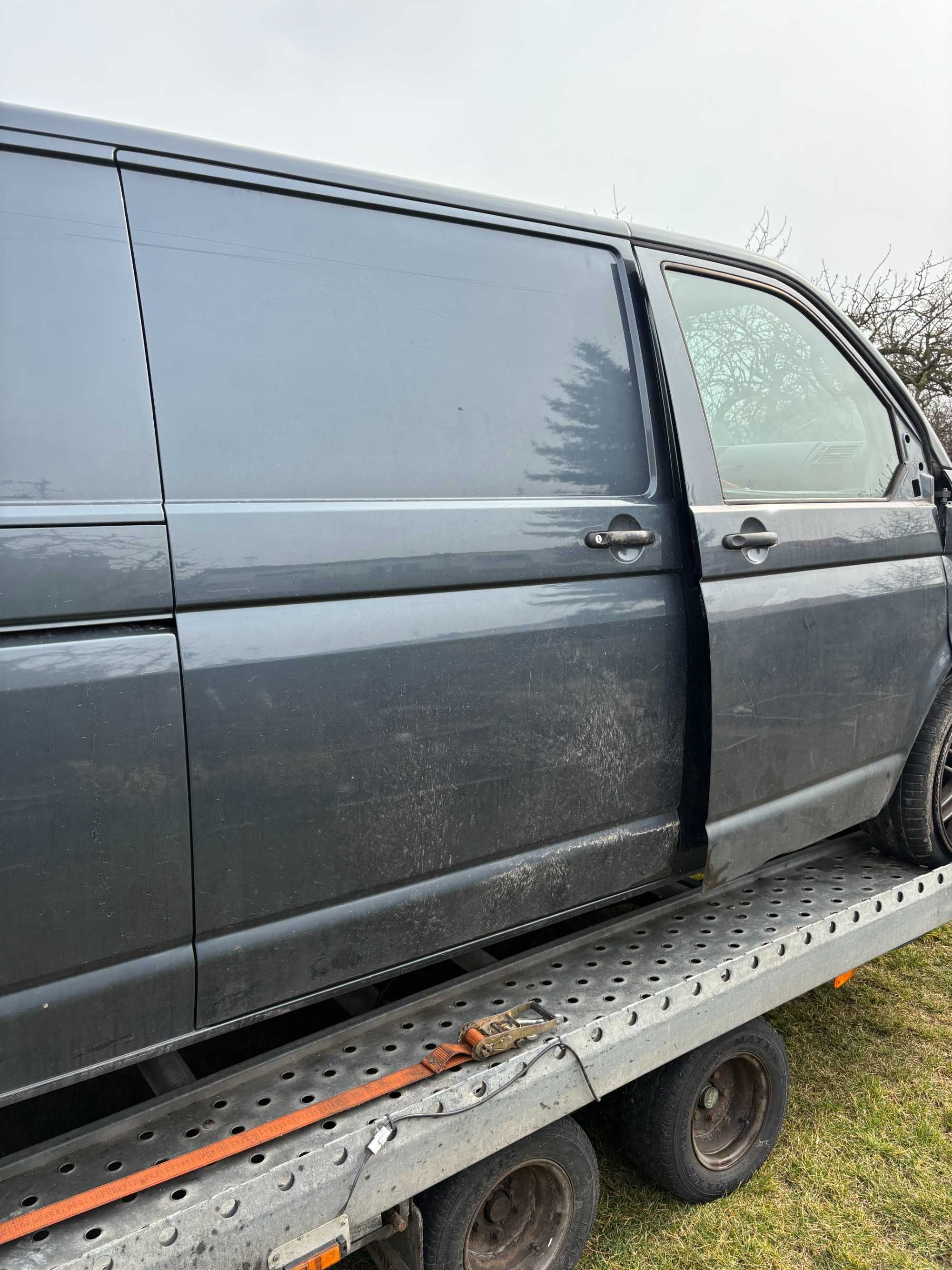 drzwi przesuwne VW T5 prawe lewe