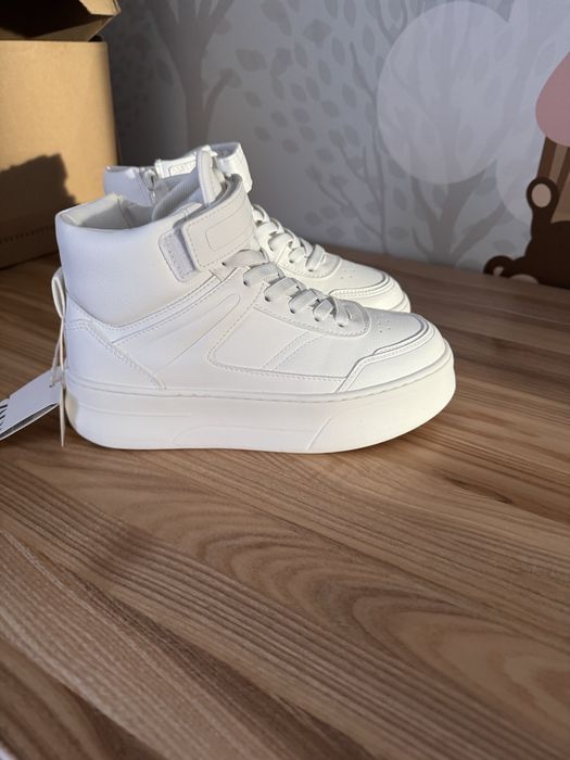 Кросівки/ хайтопи Zara 36 розміру