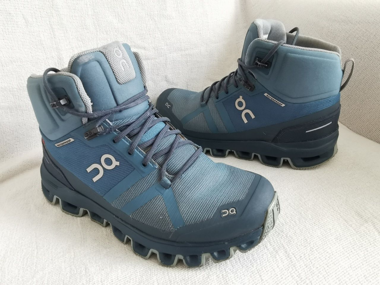 On Cloud Swiss Engineering Cloudrock Waterproof  37