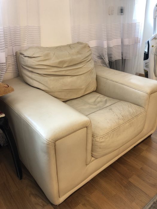 Крісло шкіряне (старе)