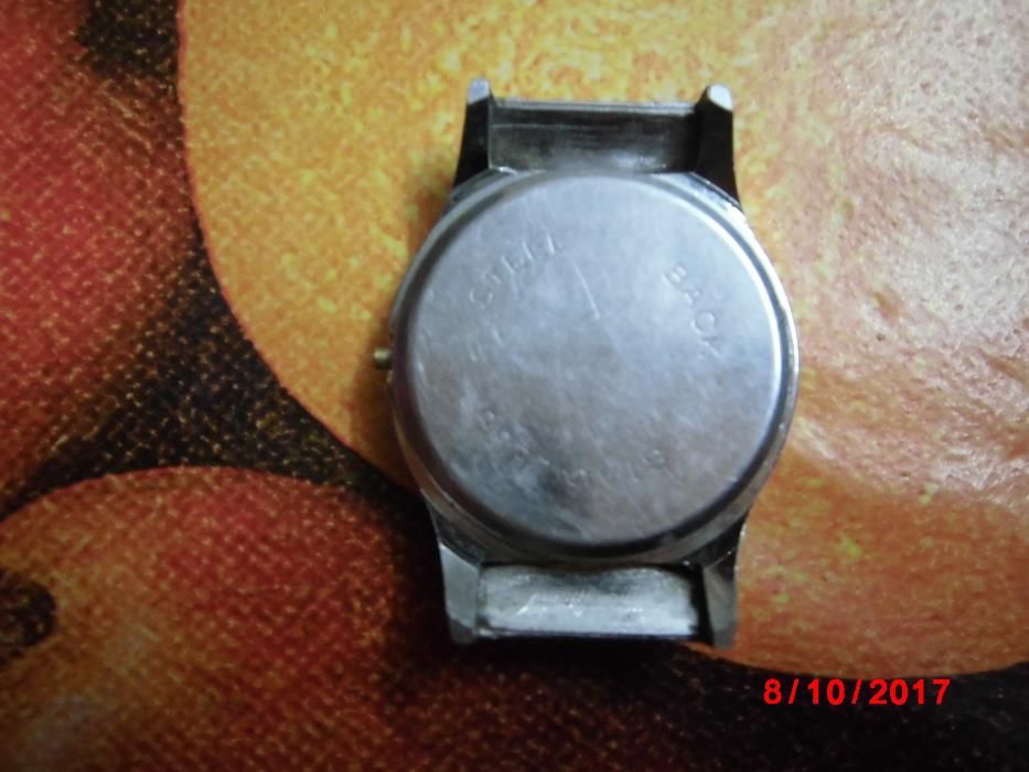 Продаю мужские кварцевые часы SEIKO