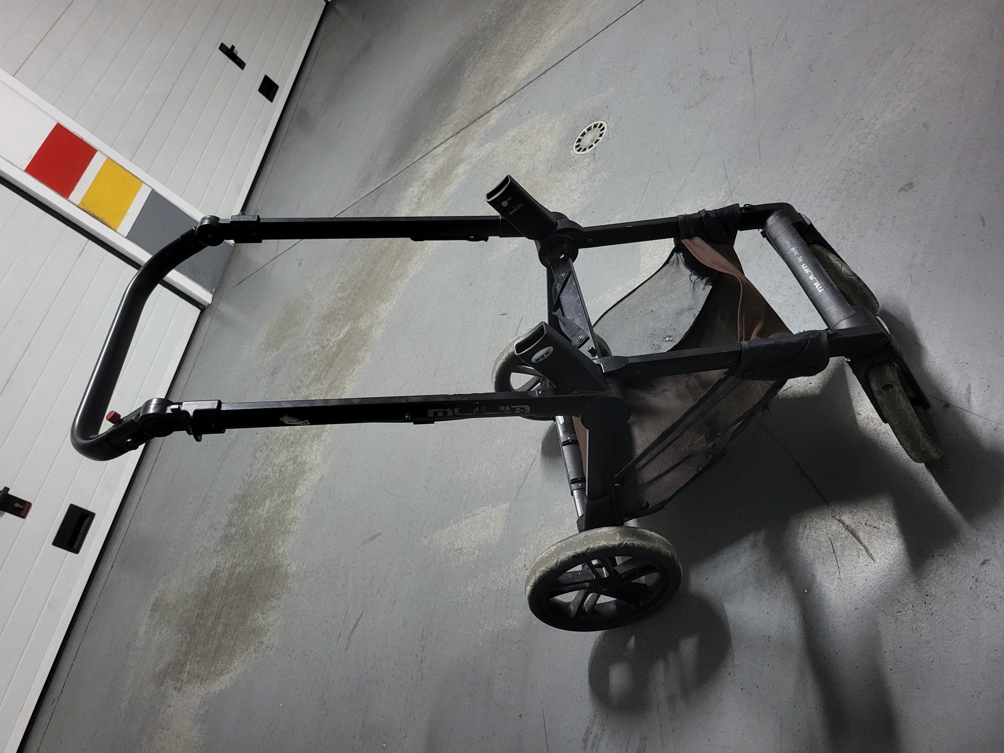Carrinho de bebe + ovo + cadeira + base isofix
