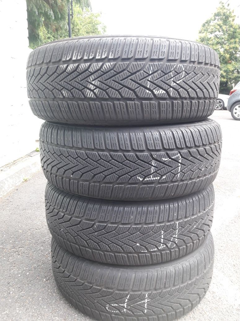 Opony zimowe 205/55 R16 po jednym zezonie