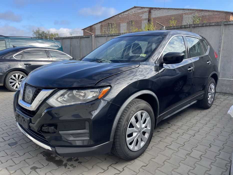 Крило двері чорне G41 нісан Nissan Rogue T32