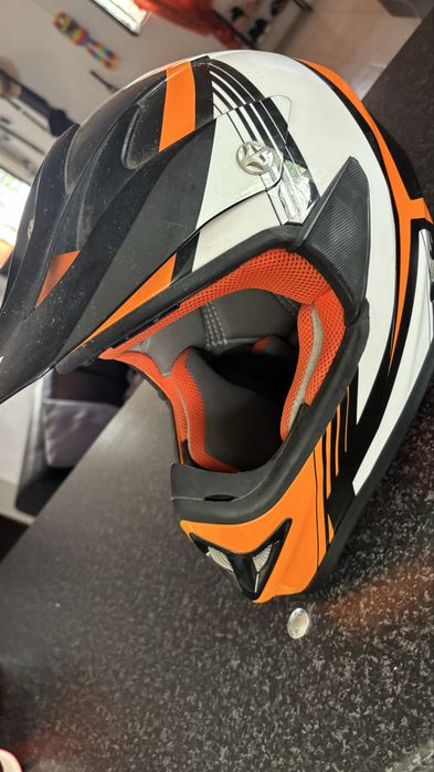 Capacete NAU usado 2xs